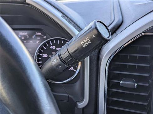 Used 2022 Ford F250 Lariat image 12