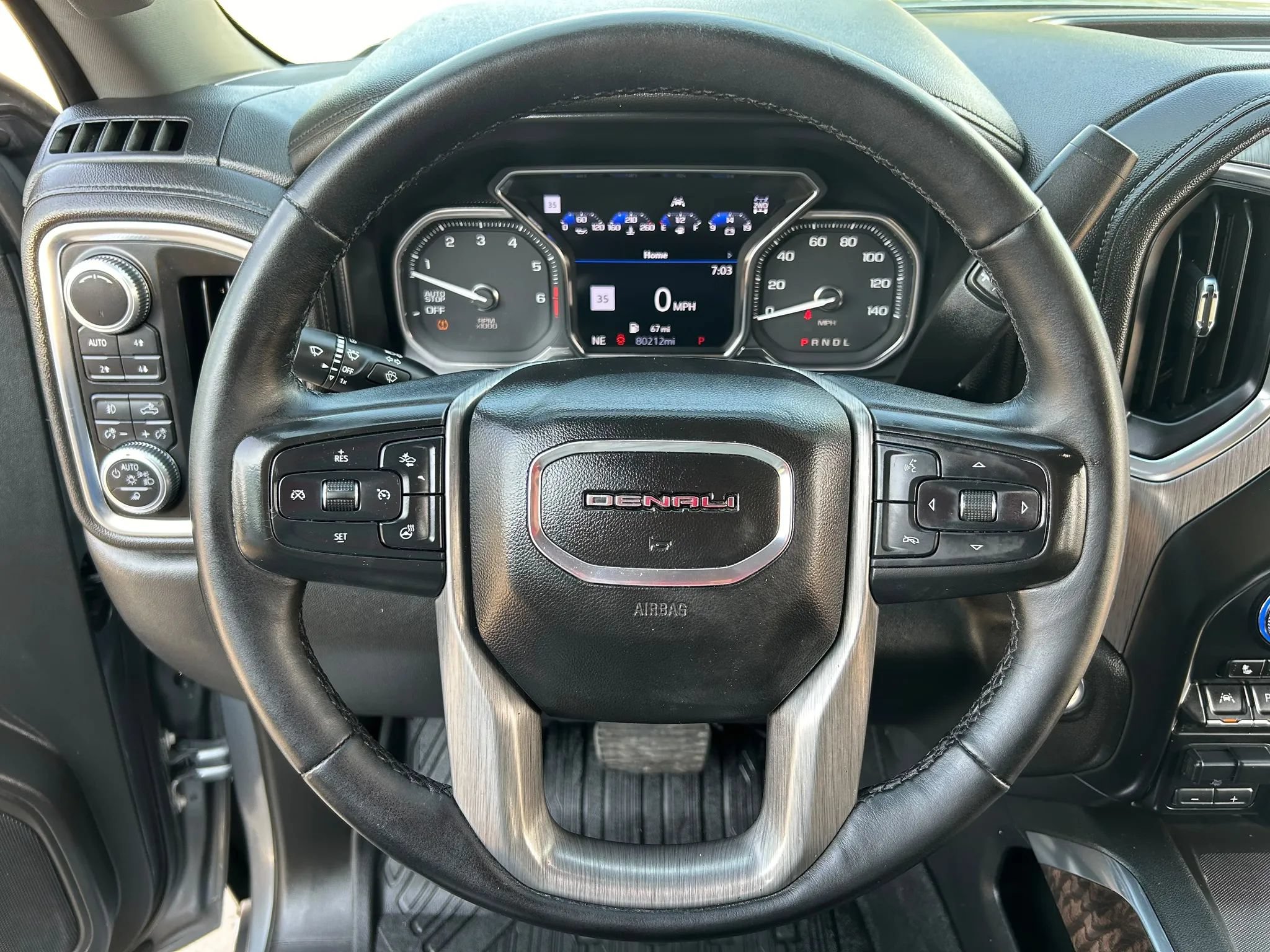 Used 2019 GMC Sierra 1500 Denali w/ Denali Ultimate Package AWD/4WD image 13