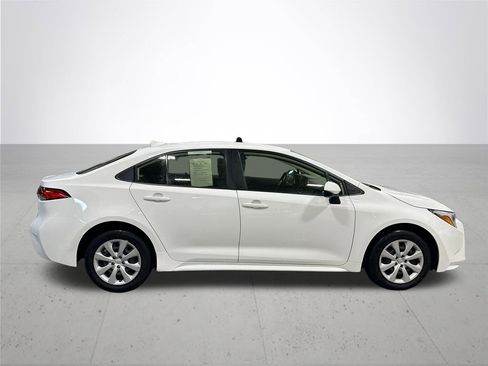 Certified 2024 Toyota Corolla LE image 7