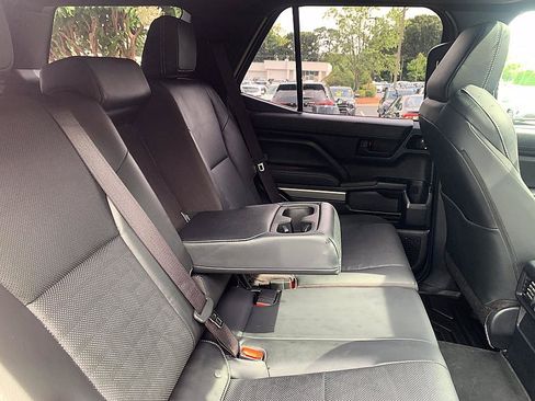 Certified 2025 Toyota 4Runner TRD Off-Road Premium AWD/4WD image 20