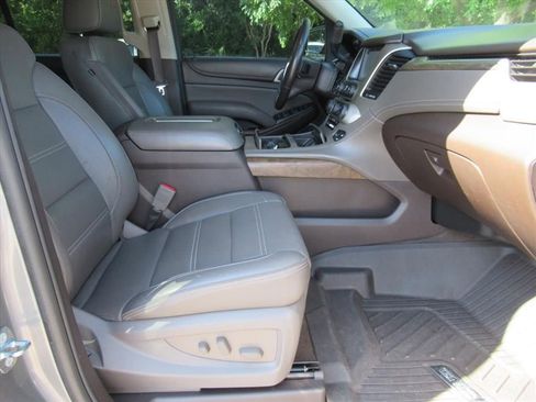 Used 2018 GMC Yukon Denali w/ Open Road Package RWD image 10