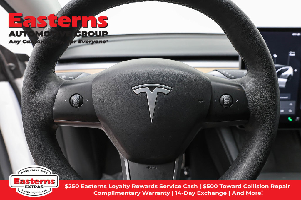 Used 2022 Tesla Model Y Long Range AWD/4WD image 11