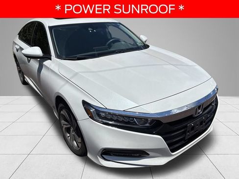 Used 2018 Honda Accord EX image 3
