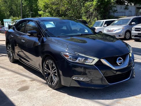 Used 2017 Nissan Maxima Platinum w/ Medallion Package image 4