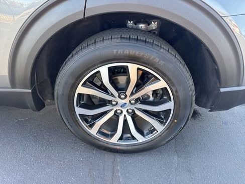 Used 2025 Ford Explorer ST-Line image 26