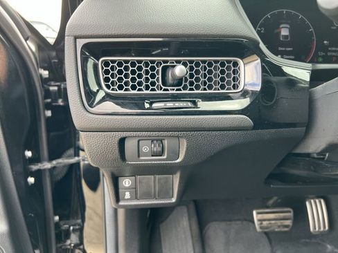 Used 2024 Honda Civic Sport image 18