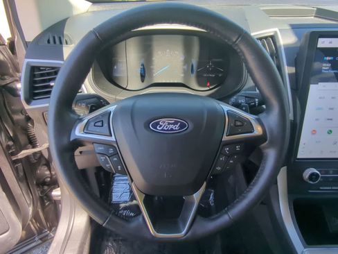 Used 2022 Ford Edge SEL w/ Sport Appearance Package AWD/4WD image 22