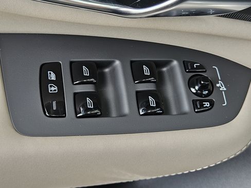New 2026 Volvo XC90 B6 Plus image 21