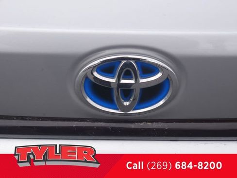 Used 2023 Toyota Corolla LE w/ LE Convenience Package FWD image 15