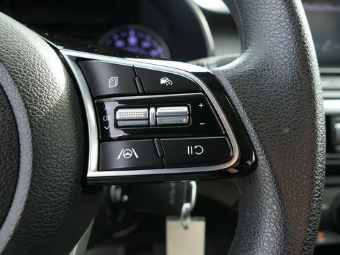 Used 2023 Kia Forte LXS w/ LXS Technology Package image 15