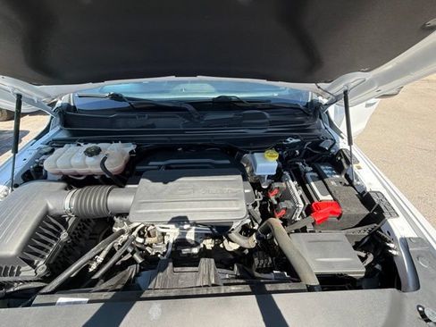 Used 2022 RAM 1500 Big Horn AWD/4WD image 9