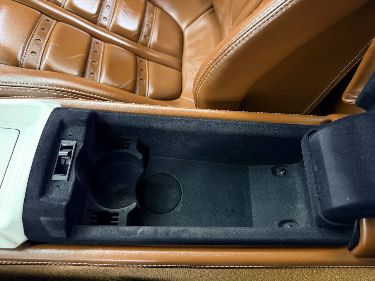 Used 2012 Ferrari California RWD image 57