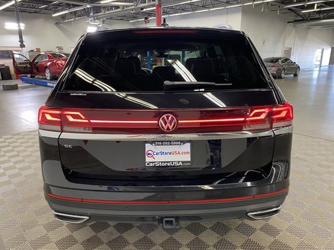 Used 2024 Volkswagen Atlas SE image 9