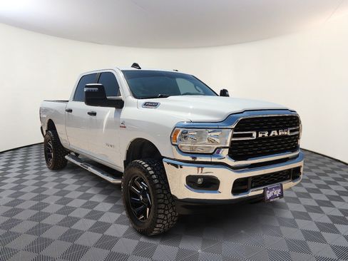 Used 2024 RAM 2500 Big Horn w/ Off Road Package AWD/4WD image 6