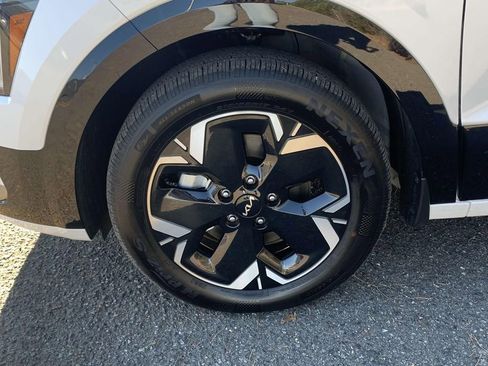 Used 2024 Kia Niro Wind image 7