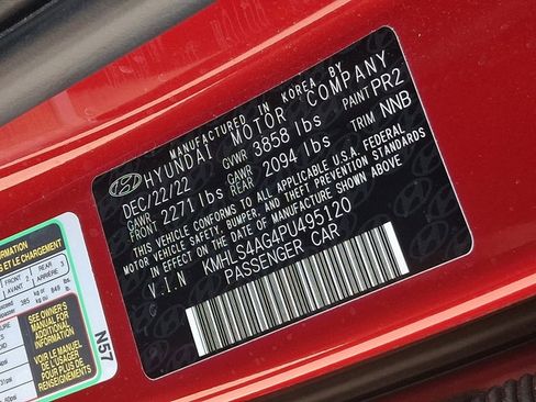 Certified 2023 Hyundai Elantra SEL w/ Convenience Package image 28