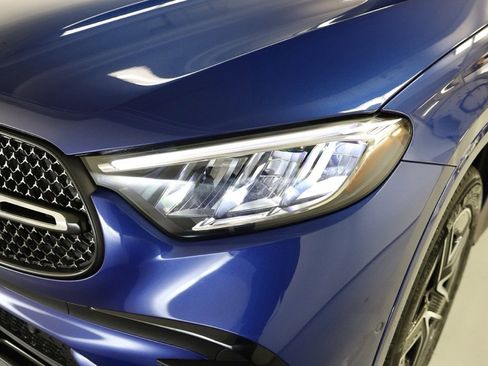 New 2025 Mercedes-Benz GLC 300 4MATIC image 8