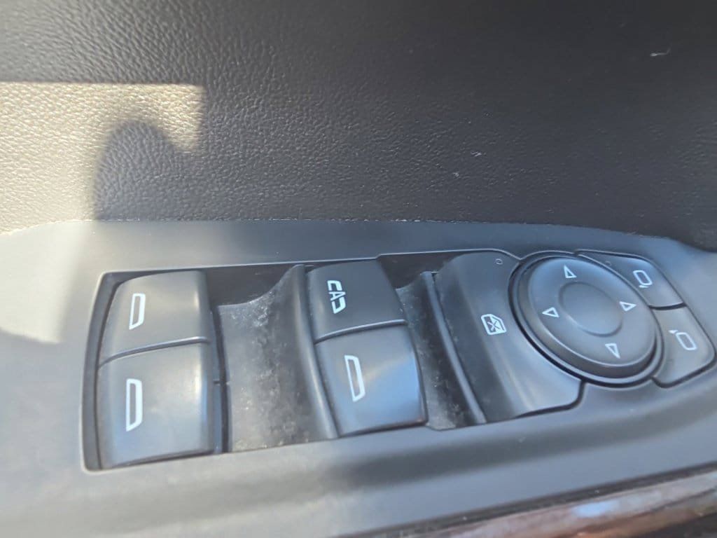 Used 2022 Chevrolet Silverado 1500 Limited LT AWD/4WD image 13
