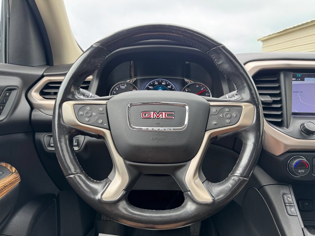 Used 2019 GMC Acadia Denali w/ Technology Package AWD/4WD image 15
