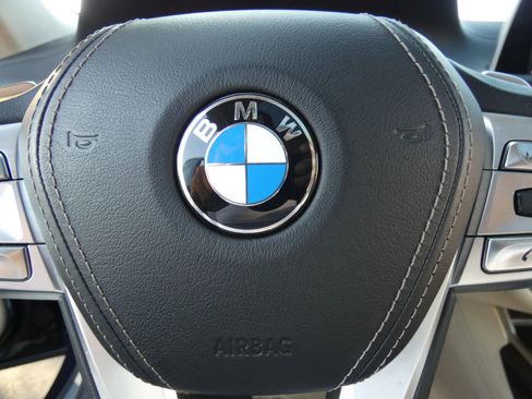 Used 2016 BMW 750i xDrive image 84