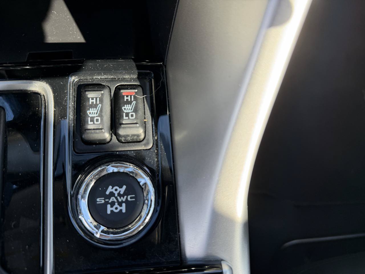 Used 2019 Mitsubishi Eclipse Cross SEL AWD/4WD image 14