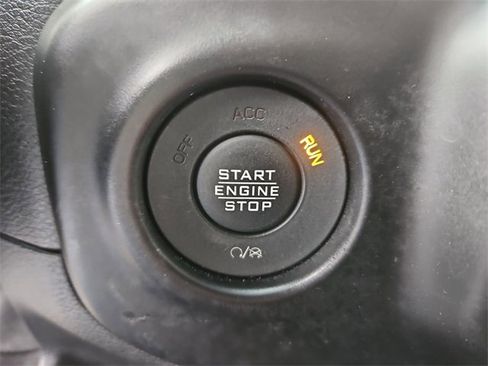 Used 2020 Jeep Gladiator Sport w/ Quick Order Package 24S image 17