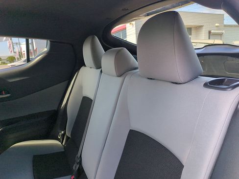 Used 2019 Toyota C-HR XLE FWD image 28