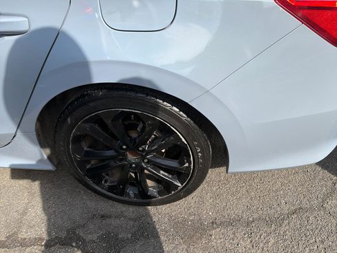 Used 2024 Honda Civic Sport image 13