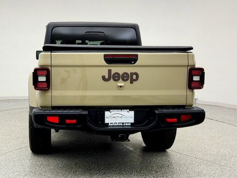 Used 2022 Jeep Gladiator Rubicon w/ LED Lighting Group AWD/4WD image 6
