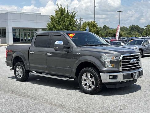 Used 2016 Ford F150 XLT w/ Equipment Group 302A Luxury AWD/4WD image 4