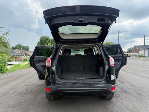 Used 2014 Ford Escape SE w/ SE Chrome Package FWD image 10