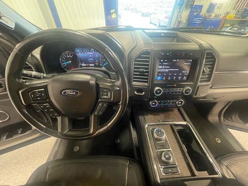 Used 2019 Ford Expedition Max Limited AWD/4WD image 15