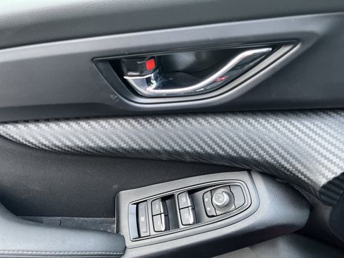 Used 2024 Subaru Ascent Premium w/ Convenience Package image 18