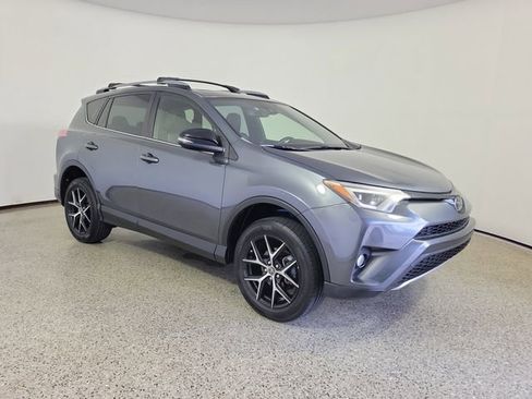 Used 2018 Toyota RAV4 SE w/ Power Extra Value Package FWD image 4