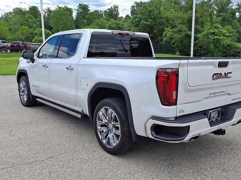 Used 2023 GMC Sierra 1500 Denali w/ Denali Reserve Package AWD/4WD image 7