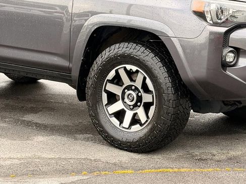 Used 2021 Toyota 4Runner TRD Off-Road Premium w/ Moonroof Package AWD/4WD image 24