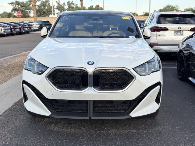 Used 2024 BMW X2 xDrive28i w/ Convenience Package AWD/4WD image 2