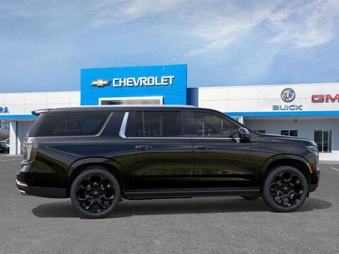 New 2026 Chevrolet Suburban High Country image 5
