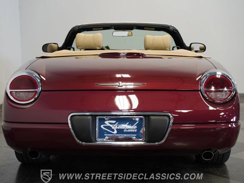 Used 2004 Ford Thunderbird image 10