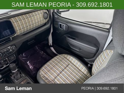 New 2026 Jeep Gladiator Sport AWD/4WD image 23