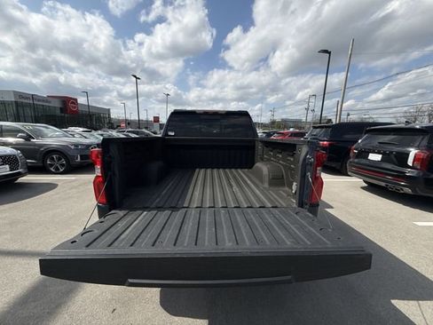Used 2021 Chevrolet Silverado 1500 LTZ w/ Technology Package image 23