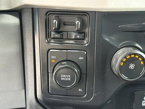 Certified 2025 Ford F250 XLT AWD/4WD image 34