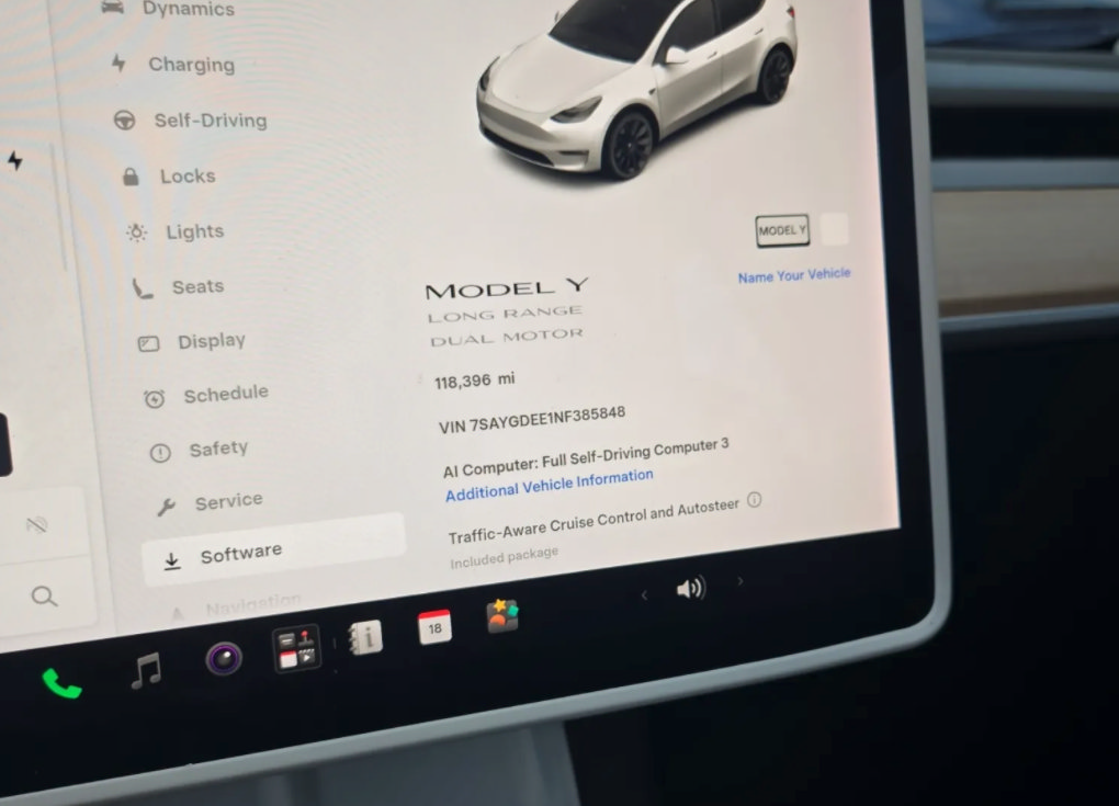 Used 2022 Tesla Model Y Long Range AWD/4WD image 6