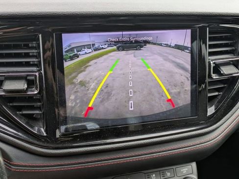 Used 2024 Dodge Durango GT image 20