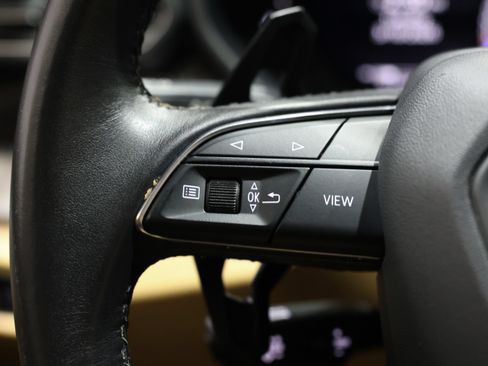 Used 2019 Lamborghini Urus AWD/4WD image 45