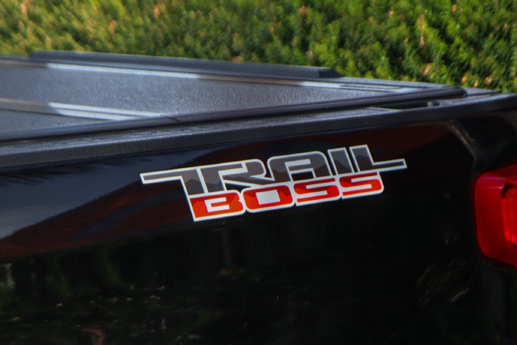 Used 2021 Chevrolet Silverado 1500 LT Trail Boss AWD/4WD image 42