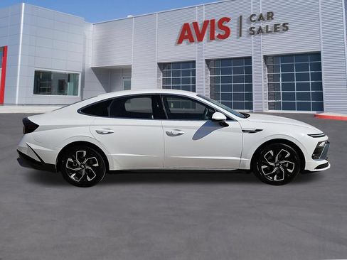 Used 2025 Hyundai Sonata SEL FWD image 5