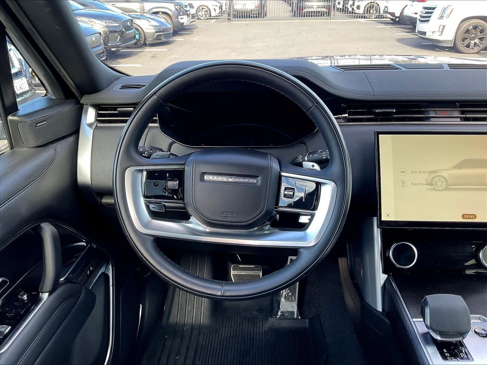 Used 2023 Land Rover Range Rover SE AWD/4WD image 7