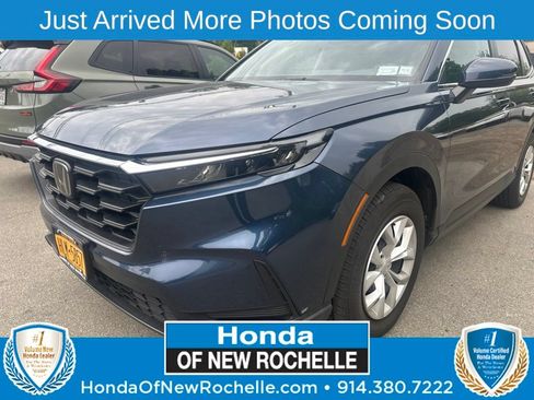 Used 2025 Honda CR-V LX image 1