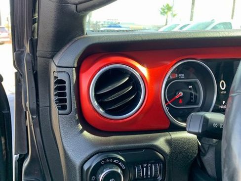 Used 2019 Jeep Wrangler Unlimited Rubicon image 22